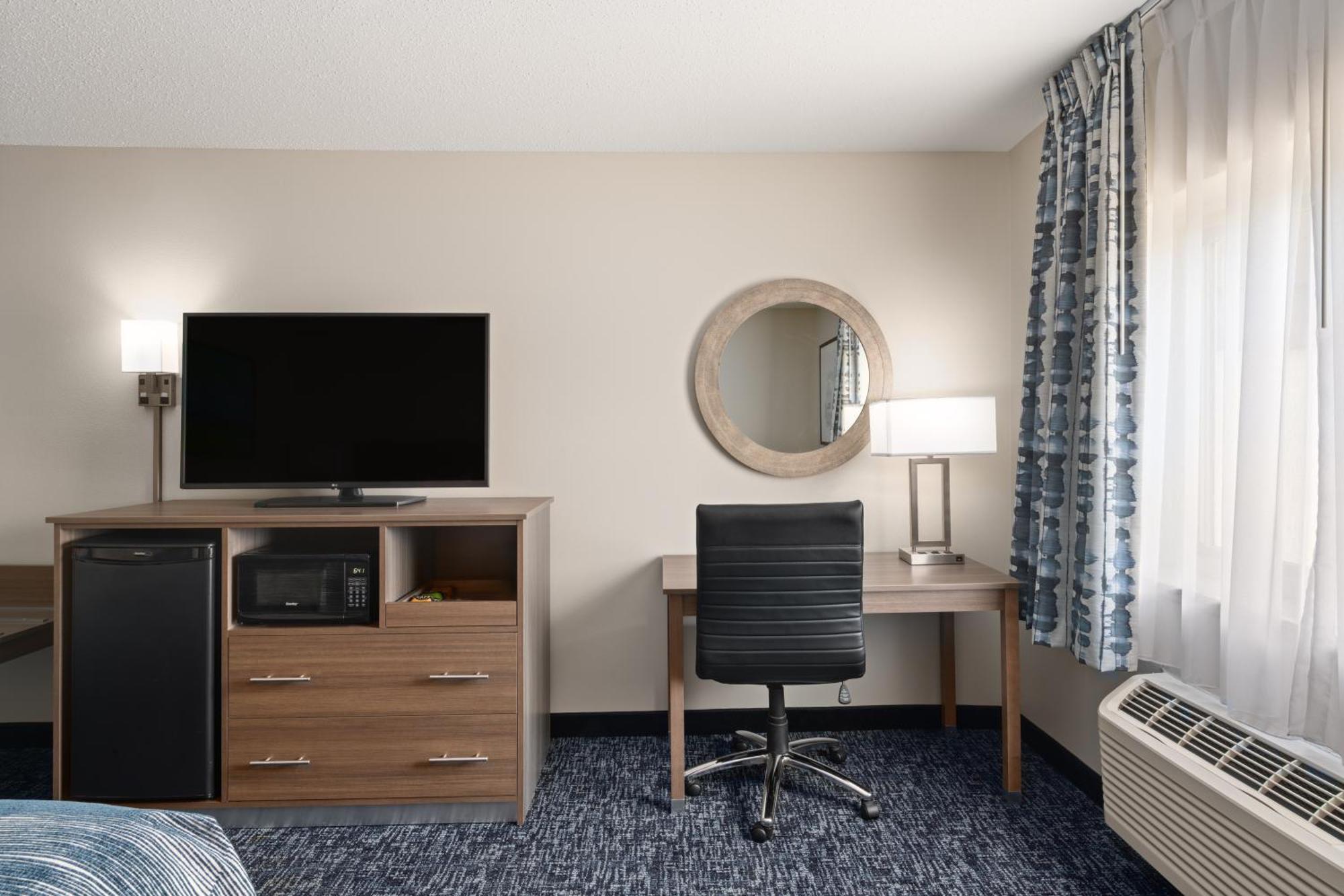 Hotel Baymont By Wyndham Mt. Pleasant Mount Pleasant Habitación foto