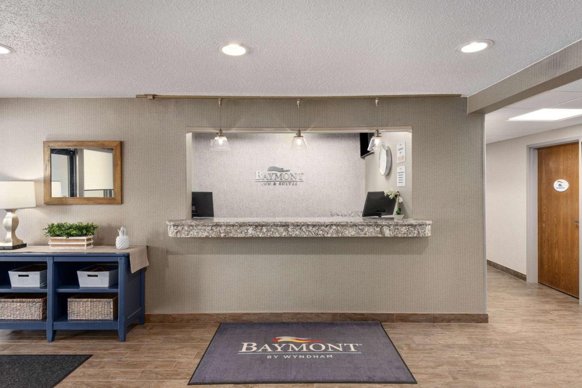 Hotel Baymont By Wyndham Mt. Pleasant Mount Pleasant Exterior foto